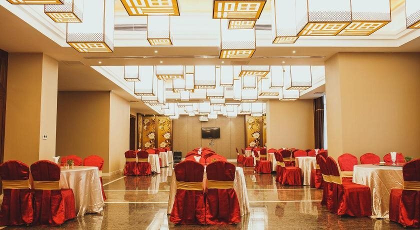 Юньфу: Cheung Chau Hotel