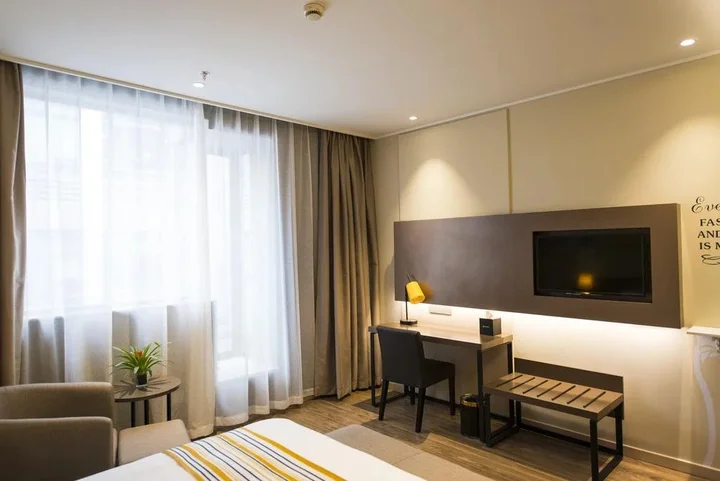 Сиань: Home Inn Plus Xian Zhonglou