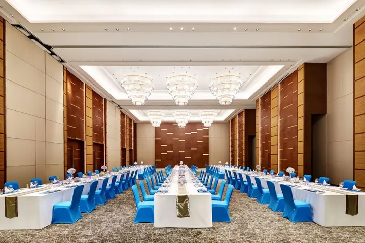 Шэньчжэнь: Aloft Dongguan Dynamic Town