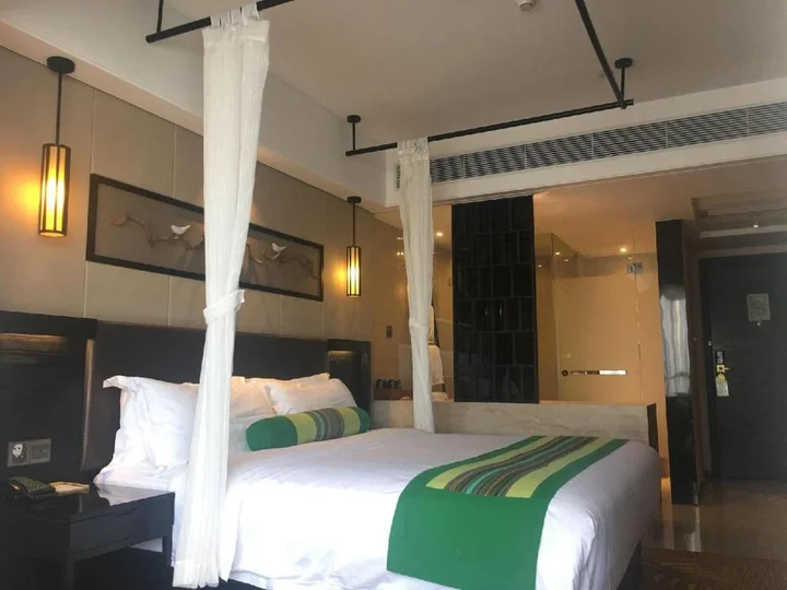 Шэньчжэнь: Relax Season Hotel Dongmen
