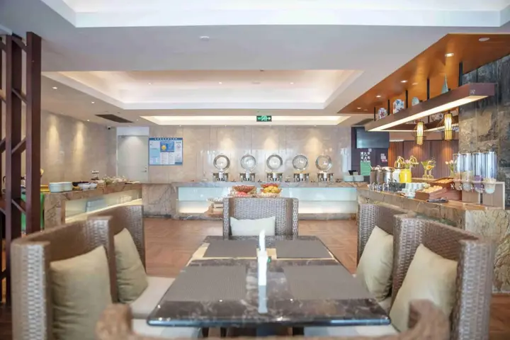 Шэньчжэнь: Relax Season Hotel Dongmen