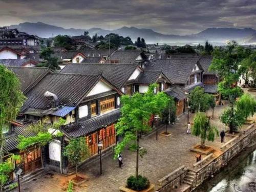 Лицзян: Bushe Jingpin Holiday Hotel