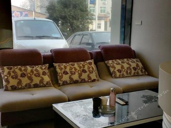 Вэйнань: Huayin Lotto Hostel