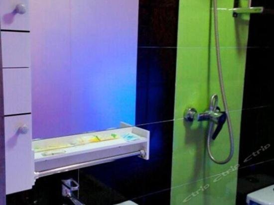 Вэйнань: Huayin Lotto Hostel