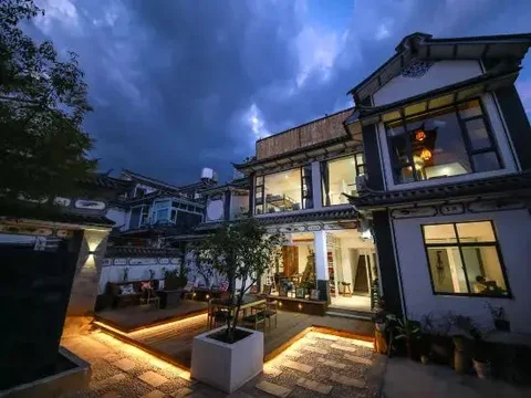 Дали: Ximila Erduobian Inn