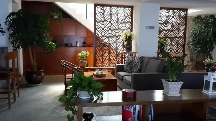Дали: Bonum Lakeside Boutique Hotel