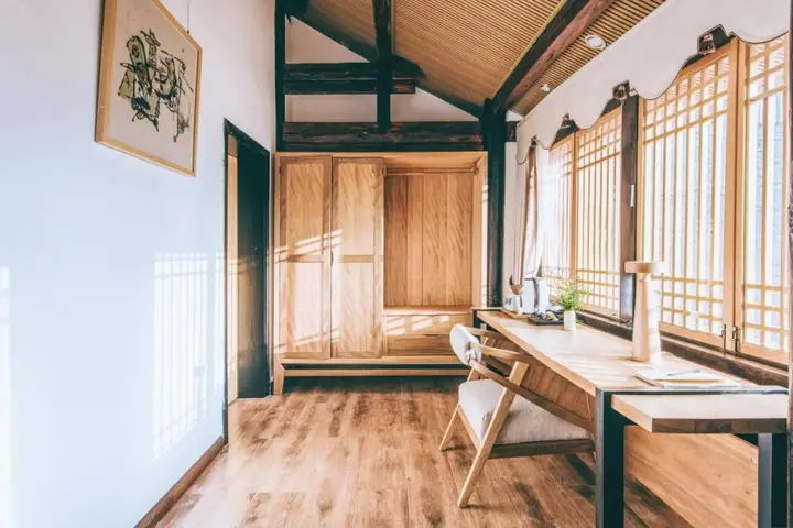 Дали: Dali Shaxi Qing Jing Courtyard