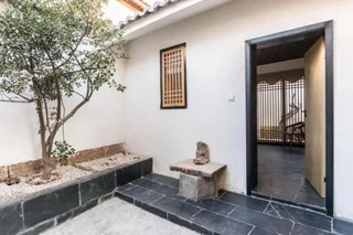 Дали: Dali Shaxi Qing Jing Courtyard