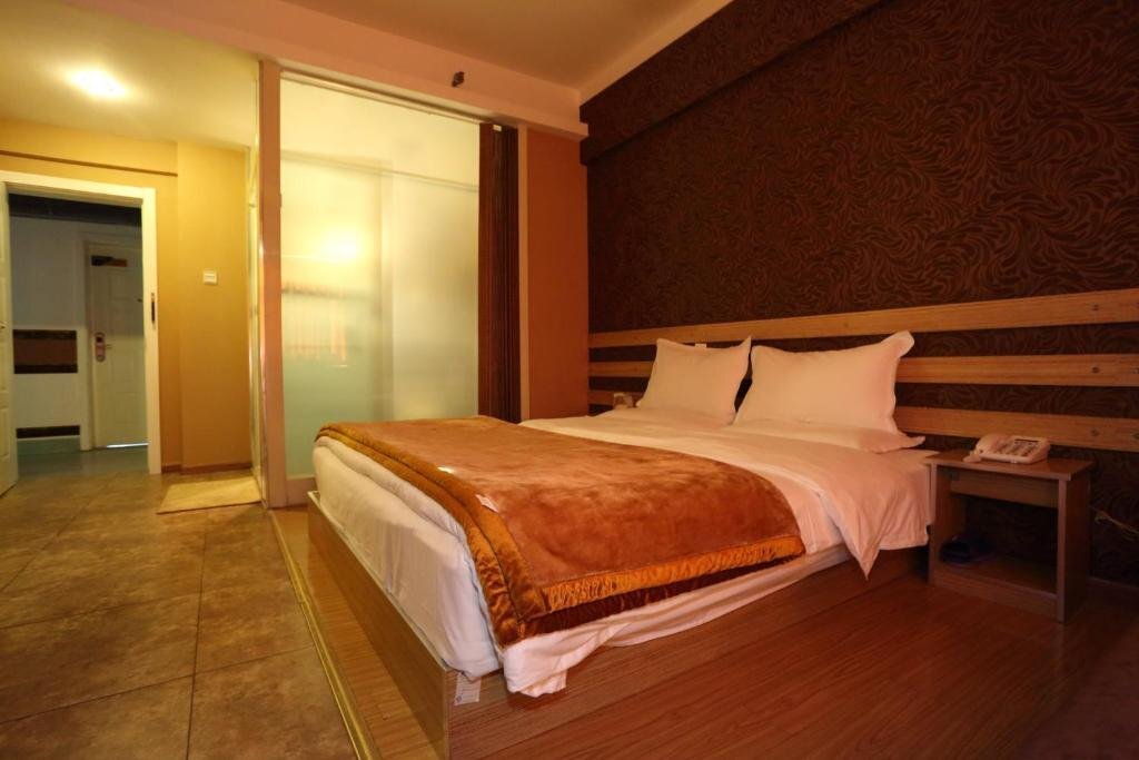 Куньмин: Kunming 701 Express Hotel