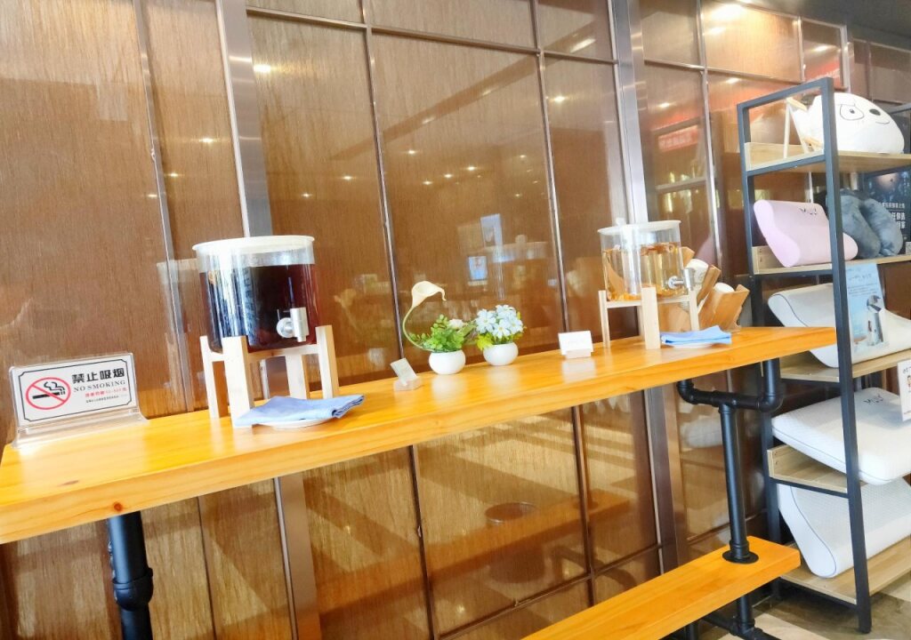 Шэньчжэнь: Insail Hotel Shenzhen Railway Station Branch