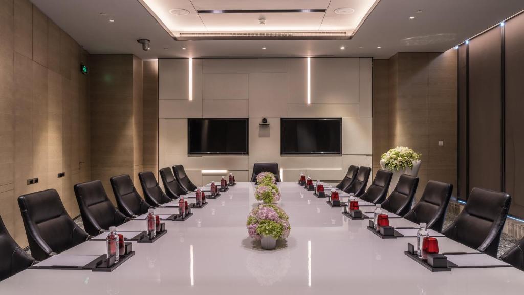 Пекин: InterContinental Beijing Sanlitun by IHG