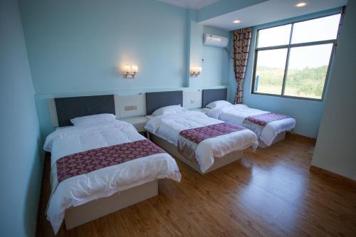 Шаогуань: Danxia Mountain Danxia Story Inn