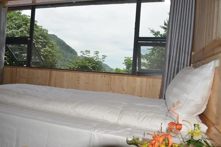 Шиянь: You Jian Inn