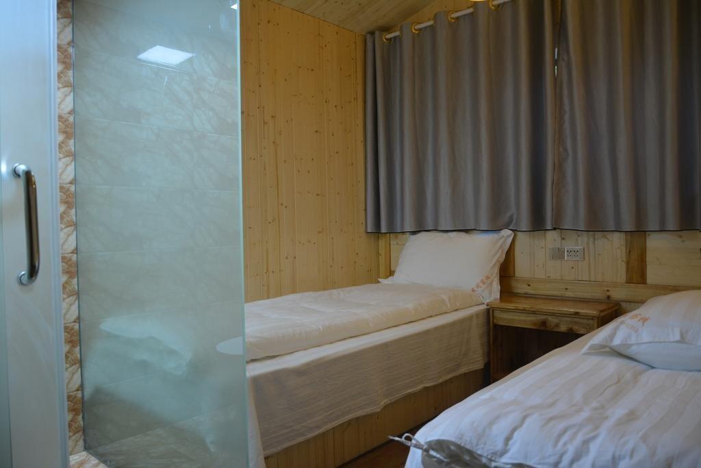 Шиянь: You Jian Inn