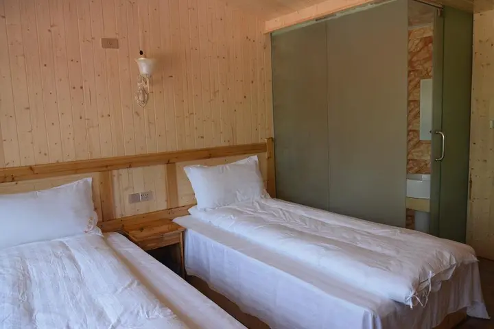 Шиянь: You Jian Inn