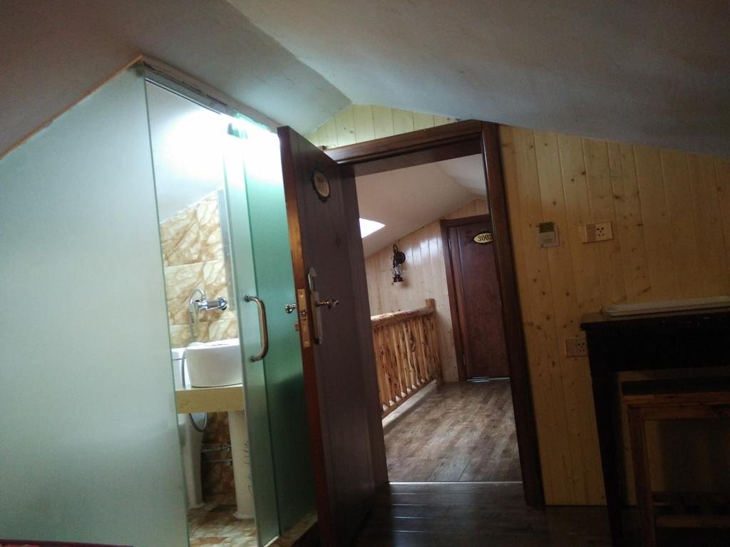Шиянь: You Jian Inn