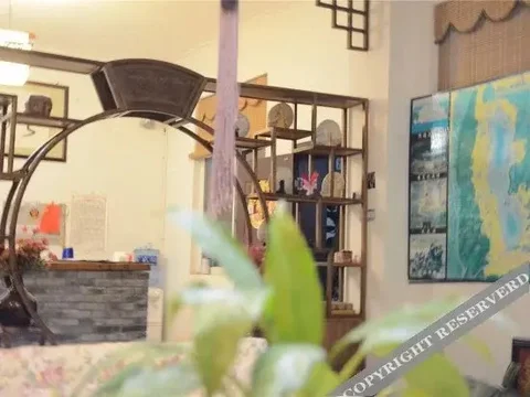 Дали: Yun Yu Inn