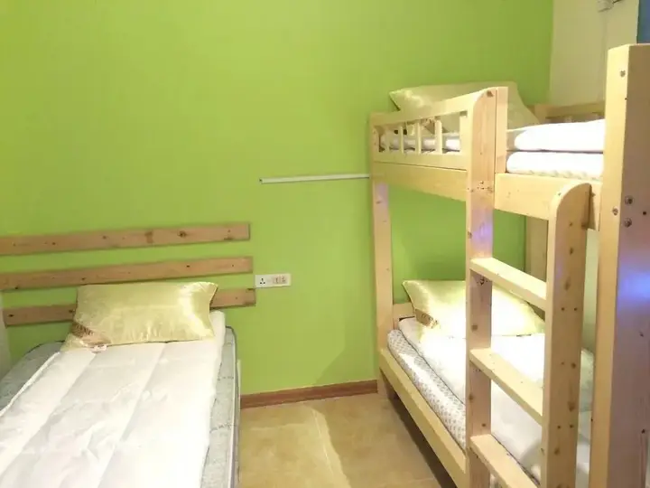 Rainbow Youth Inn (Xi'an Bell and Drum Tower City Wall branch) — фото 3