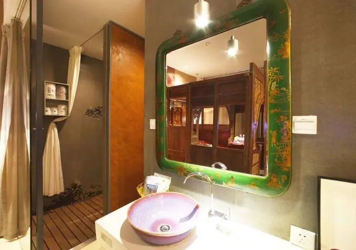 Циндао: China Community Art Habitat Hotel