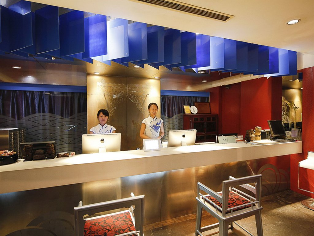 Циндао: China Community Art Habitat Hotel