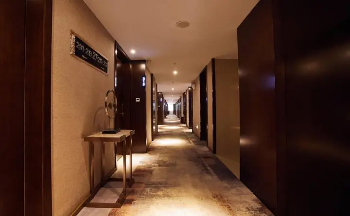 Шэньчжэнь: Milton Hotel