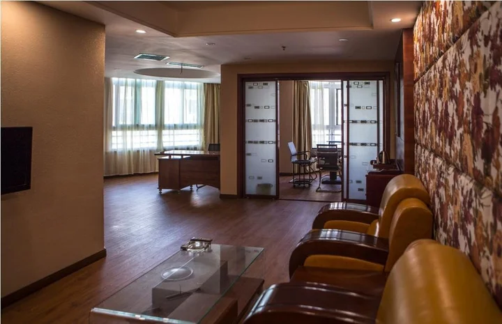 Тайчжоу: Elan Xinghua Fengshou Road