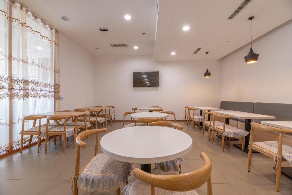 Хецзе: Hanting Express Heze North Mudang Road University Town