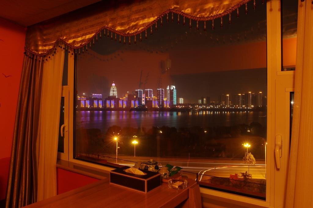 Линьи: Starway Hotel Hotel Linyi Qianxi Qihe