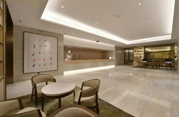 Чэнду: JI Hotel Chengdu Jiuyanqiao