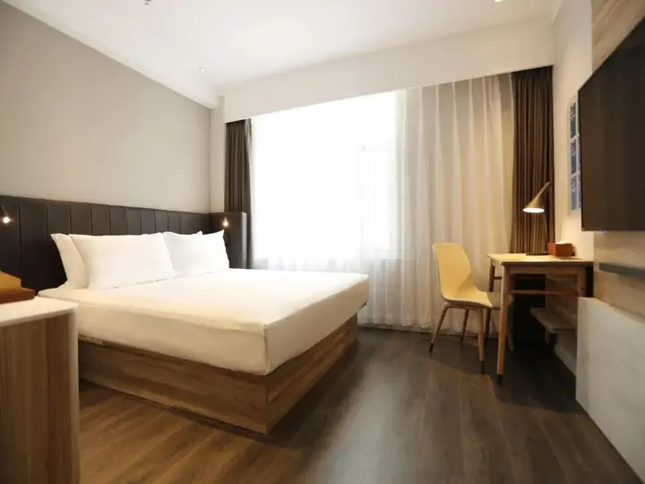 Чанчунь: Hanting Hotel Changchun Railway Station Branch