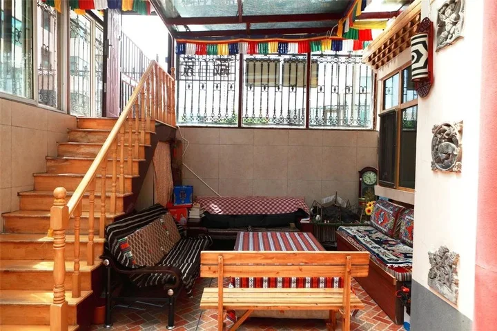 Синин: Elan Xining Wanfujing Central