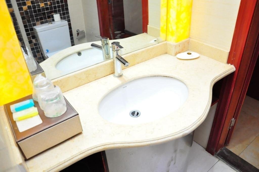 Синин: Elan Xining Wanfujing Central