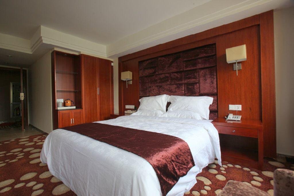 Синин: Elan Xining Wanfujing Central