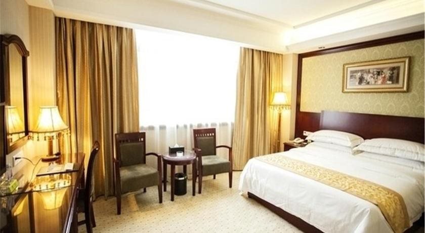 Чанша: Vienna Hotel Changsha Dongtang