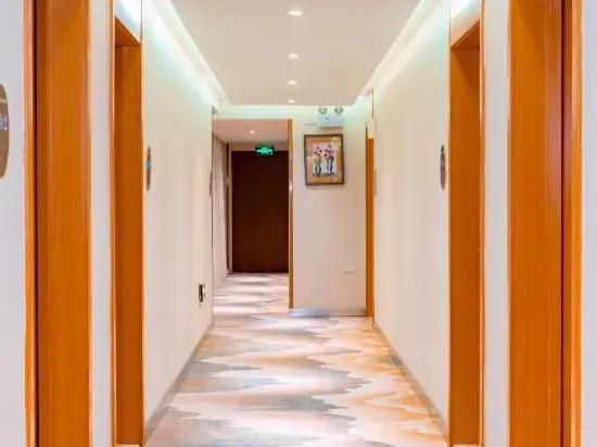 Гуйлинь: Qingpishu Hotel (Guilin West City Road,Walking street )