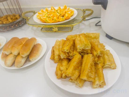 Гуйлинь: Qingpishu Hotel （Guilin West City Road,Walking street ）