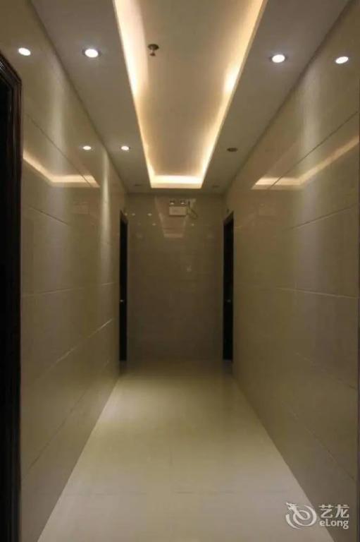 Янгиианг: Yangjing Hailing Island Longhao Hotel