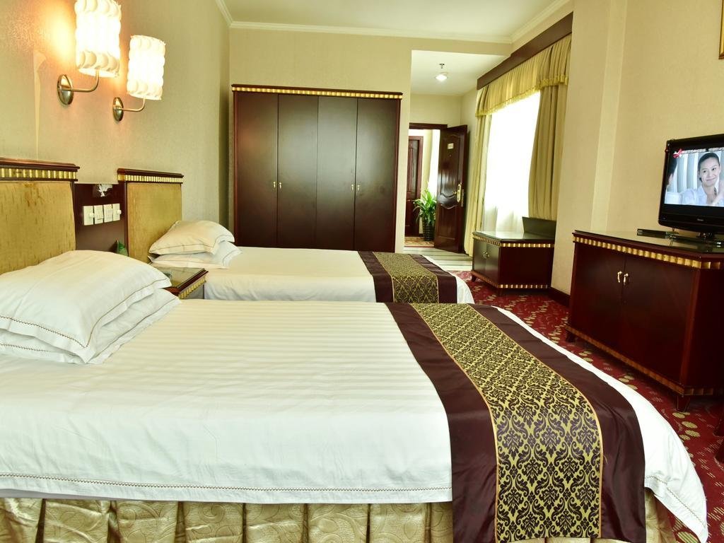 Шанграо: Jinjiang Hotel