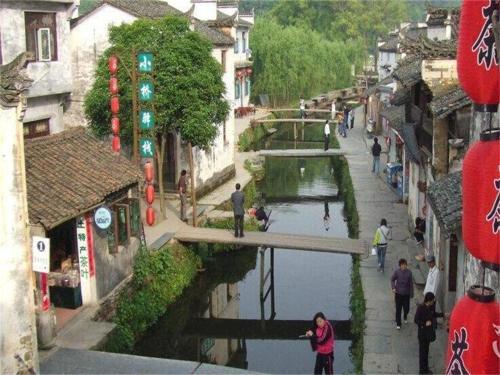 Шанграо: Wuyuan Likeng Bangxiju Inn