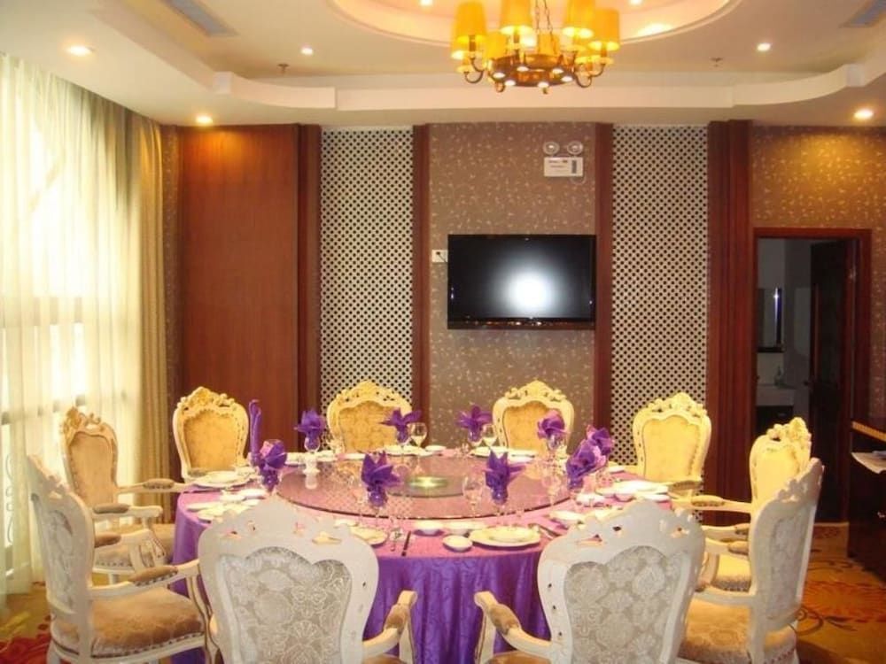 Нанкин: Nanjing John Hot Spring Hotel