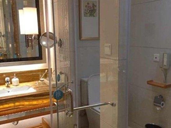 Цзиньхуа: Shimao Hotel