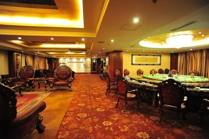 Фуян: Fuyang Jinggong Hotel