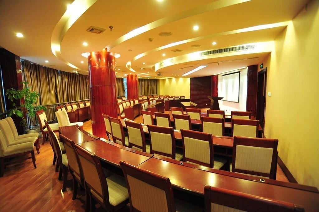 Фуян: Fuyang Jinggong Hotel