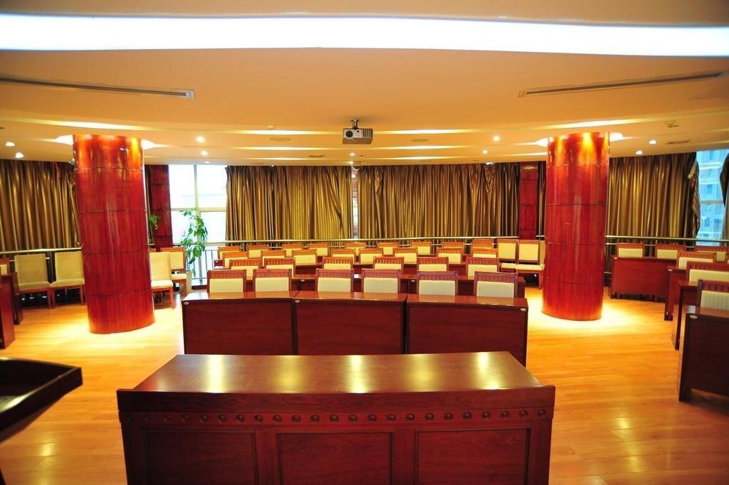 Фуян: Fuyang Jinggong Hotel