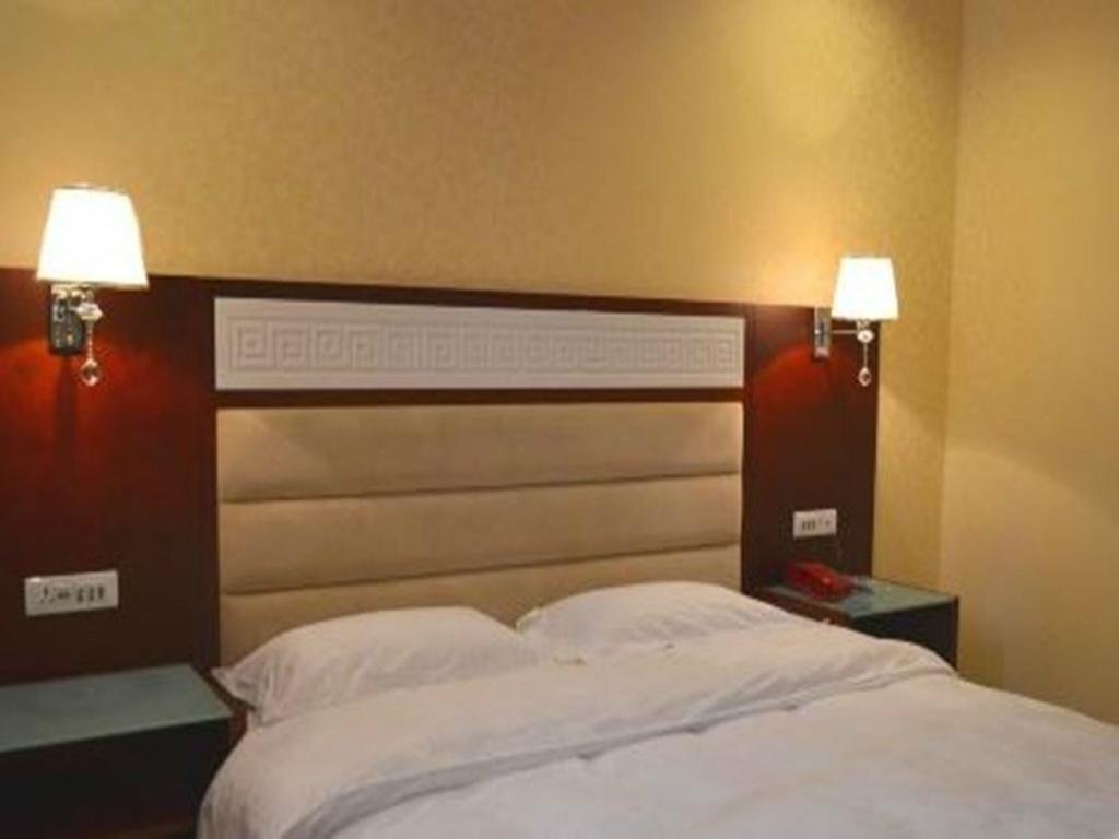 Гуйлинь: Jinxiu Xiaoxiang Hotel （Guilin Nanzhou ）