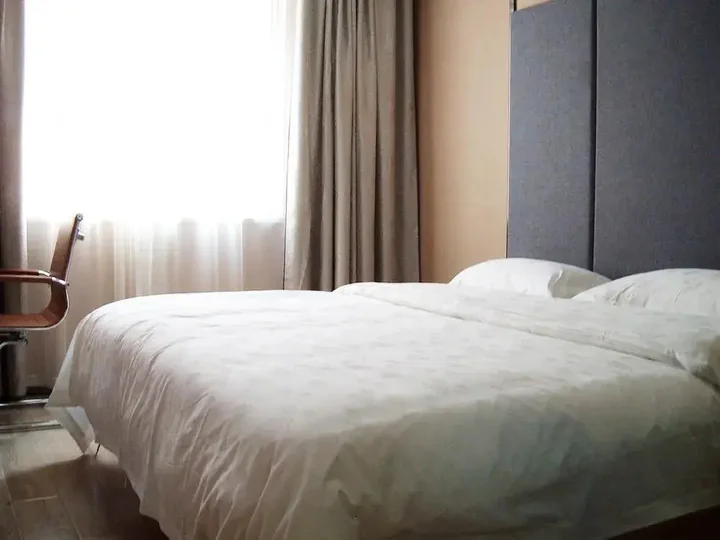 Гуйлинь: Guilin Xingbo Express Hotel Bus Station Branch