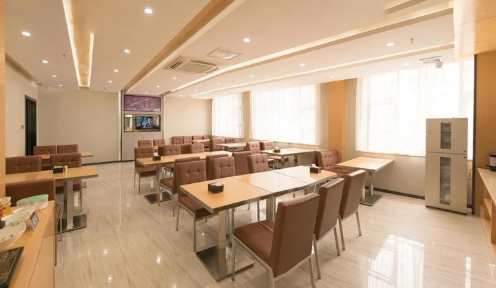 Наньнин: Nanning Xingbo Express Hotel Yuanhu Branch