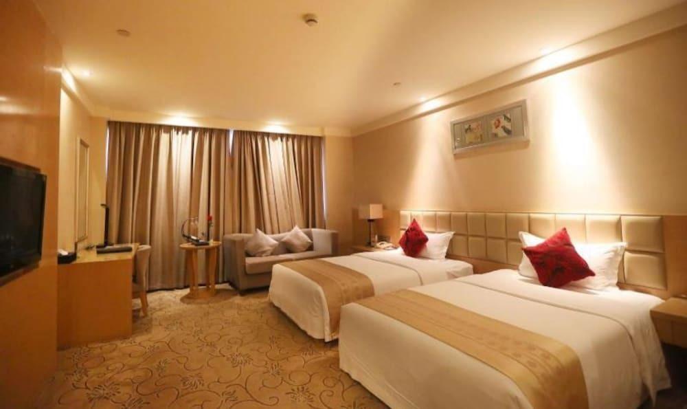 Чэнду: Yinsheng International Hotel