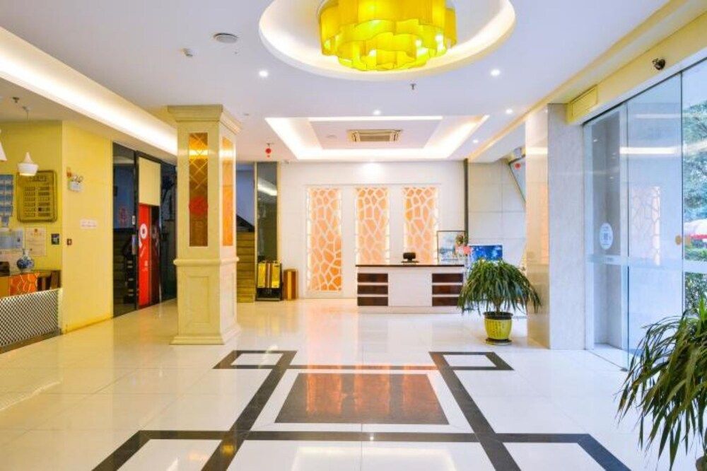 Яншо: Yangshuo Tianlun Hotel