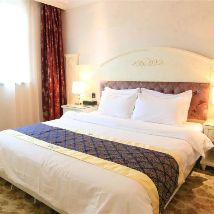 Яншо: Yangshuo Tianlun Hotel